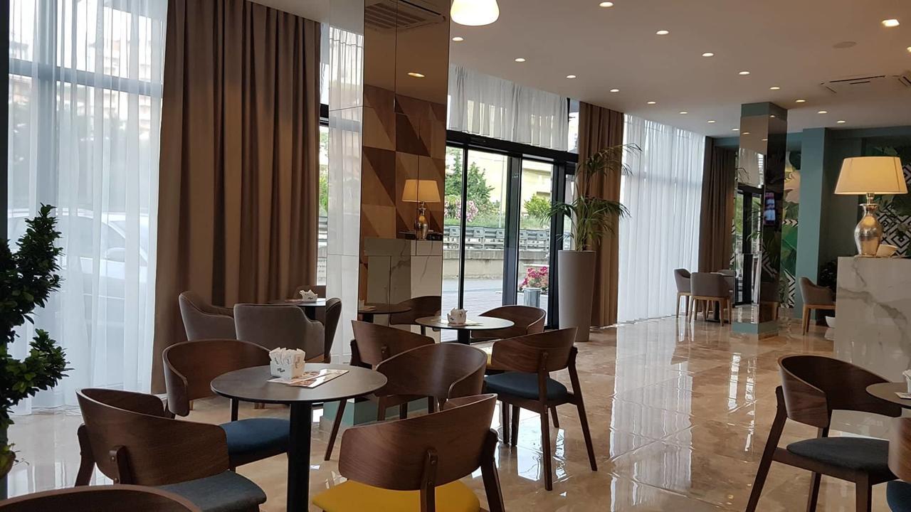 Blue Marine Hotel Škalngur Eksteriør bilde
