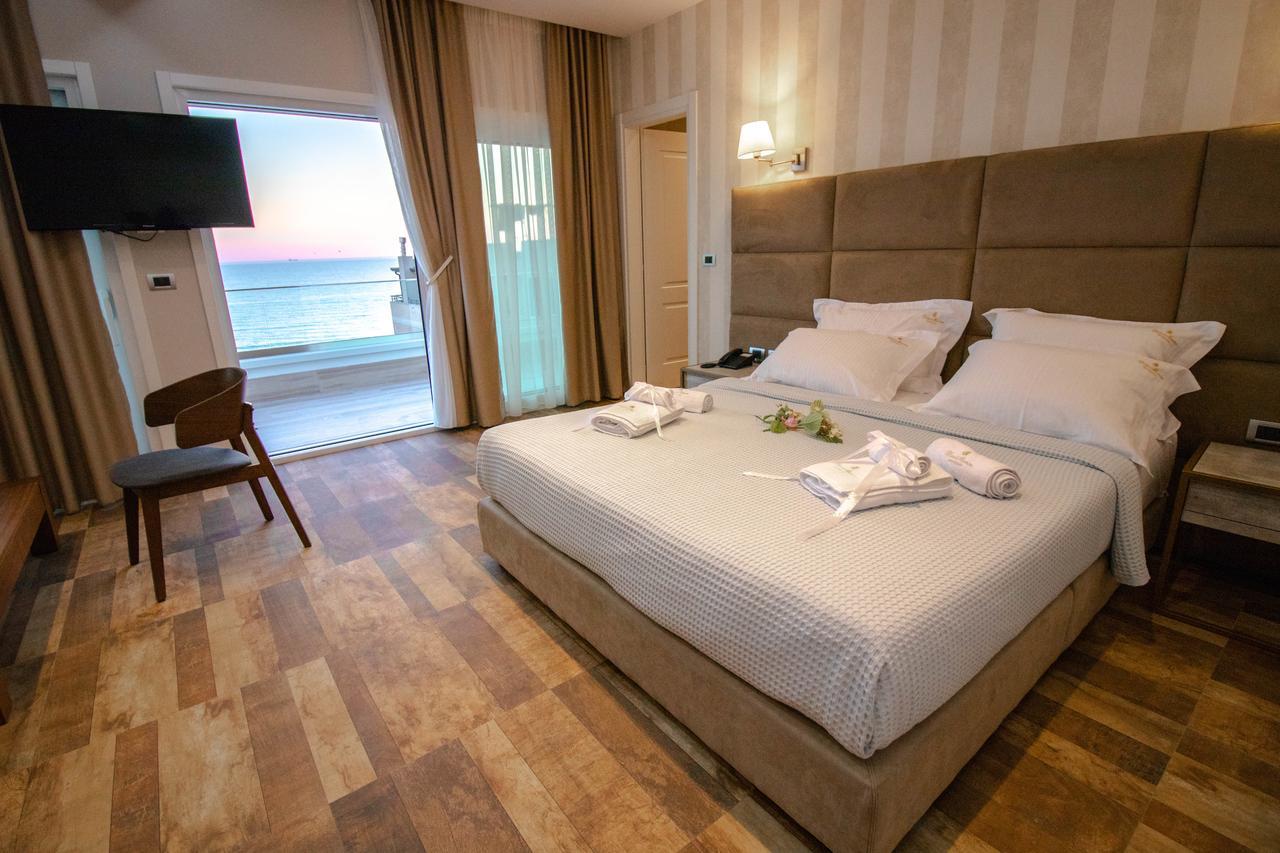 Blue Marine Hotel Škalngur Eksteriør bilde